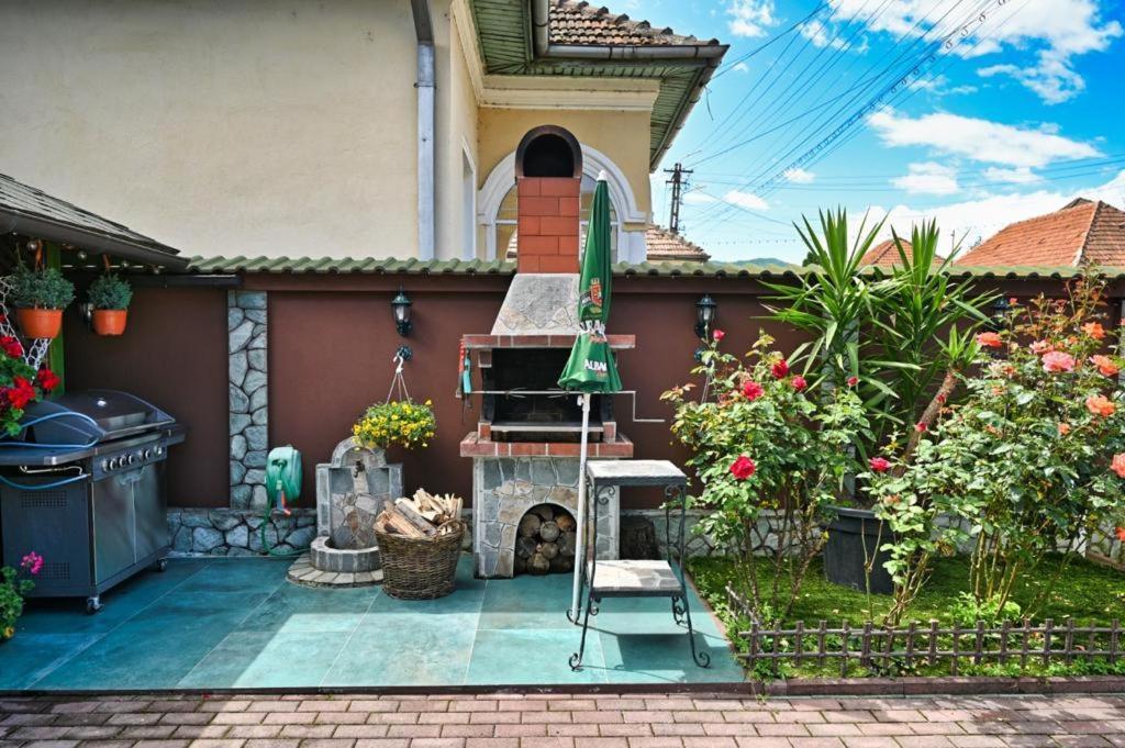 Casa Cizi Ξενοδοχείο Călimăneşti Εξωτερικό φωτογραφία